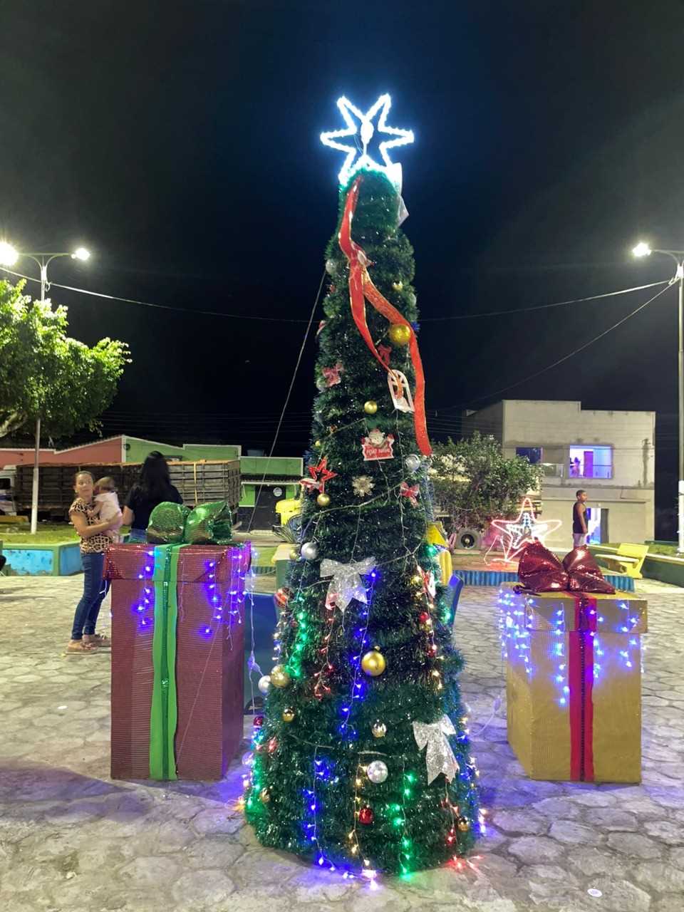 Camacã: Natal mais iluminado com decorações nos Distritos